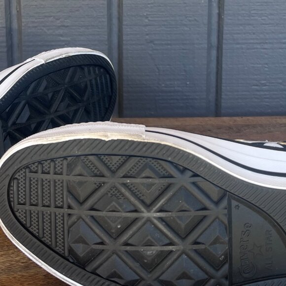 NWOT Frozen 2 x Converse Chuck Taylor All Star High 'Enchanted Forest' M6.5W8.5 - Picture 6 of 6